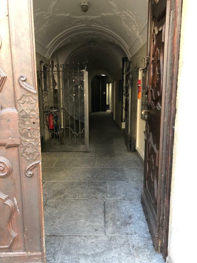 Bellinzona Piazza Collegiata Daire Dış mekan fotoğraf
